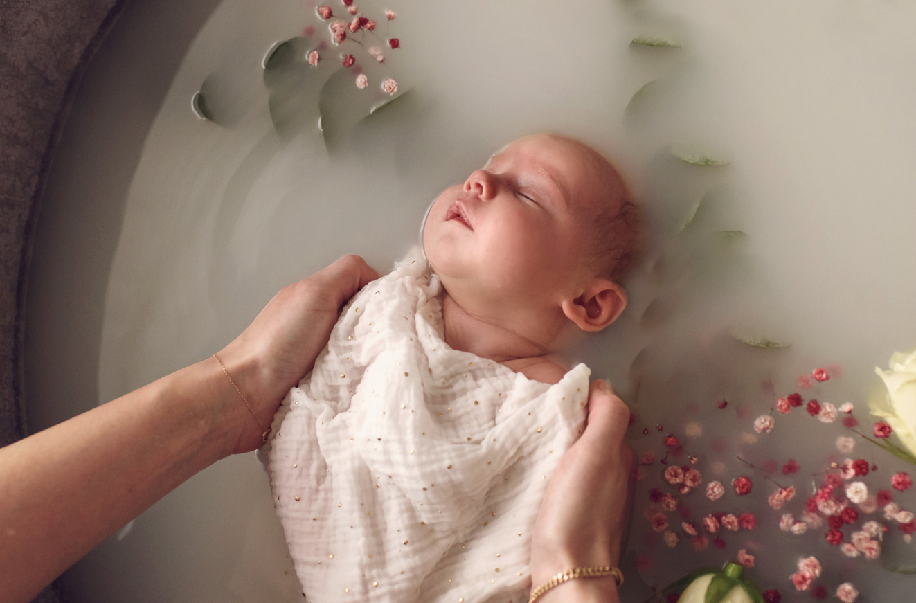 Le bain de bébé  LILLYDOO Magazine